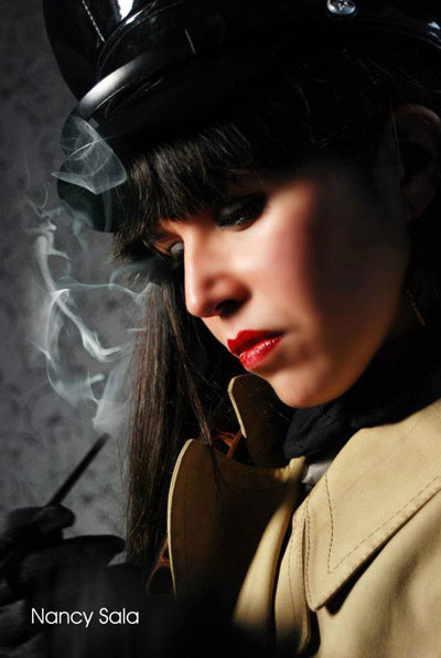 Lady Smoke por Nancy Sala